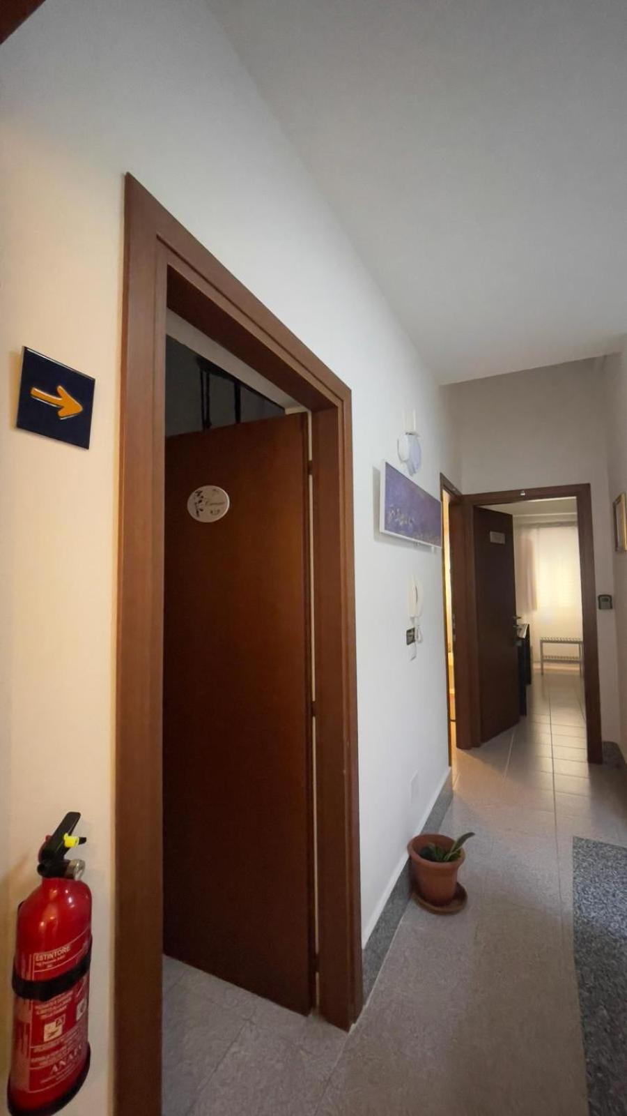 Itiseasy Cuglieri 1 E 2 Private Apartments ภายนอก รูปภาพ